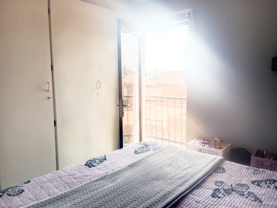 To Let 3 Bedroom Property for Rent in Corlett Gardens Gauteng