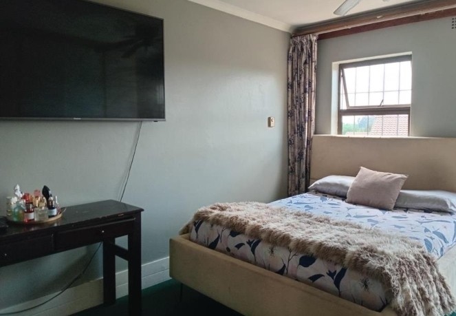 3 Bedroom Property for Sale in Corlett Gardens Gauteng