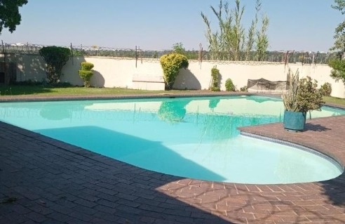 3 Bedroom Property for Sale in Corlett Gardens Gauteng