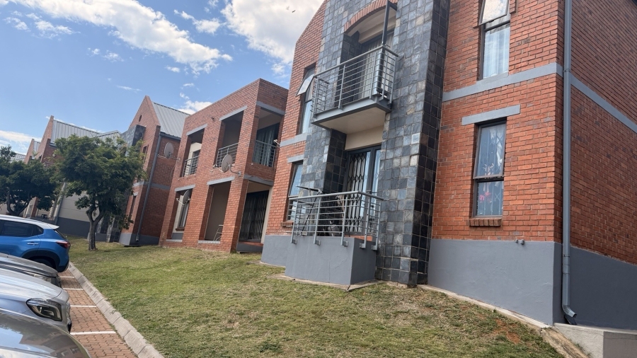 1 Bedroom Property for Sale in The Gardens Gauteng