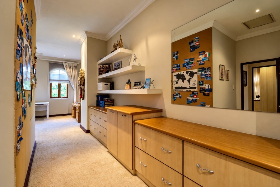 4 Bedroom Property for Sale in Cornwall Hill Gauteng
