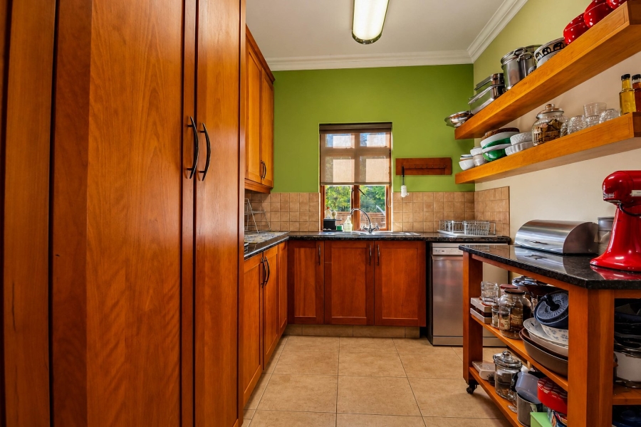 4 Bedroom Property for Sale in Cornwall Hill Gauteng