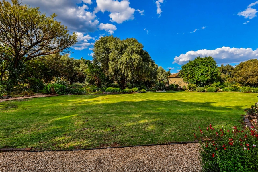 4 Bedroom Property for Sale in Cornwall Hill Gauteng