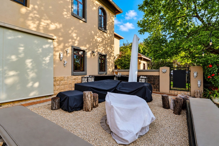 4 Bedroom Property for Sale in Cornwall Hill Gauteng