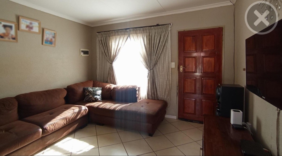 3 Bedroom Property for Sale in Akasia Gauteng