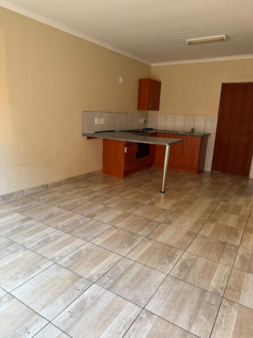 To Let 2 Bedroom Property for Rent in Honeydew Gauteng