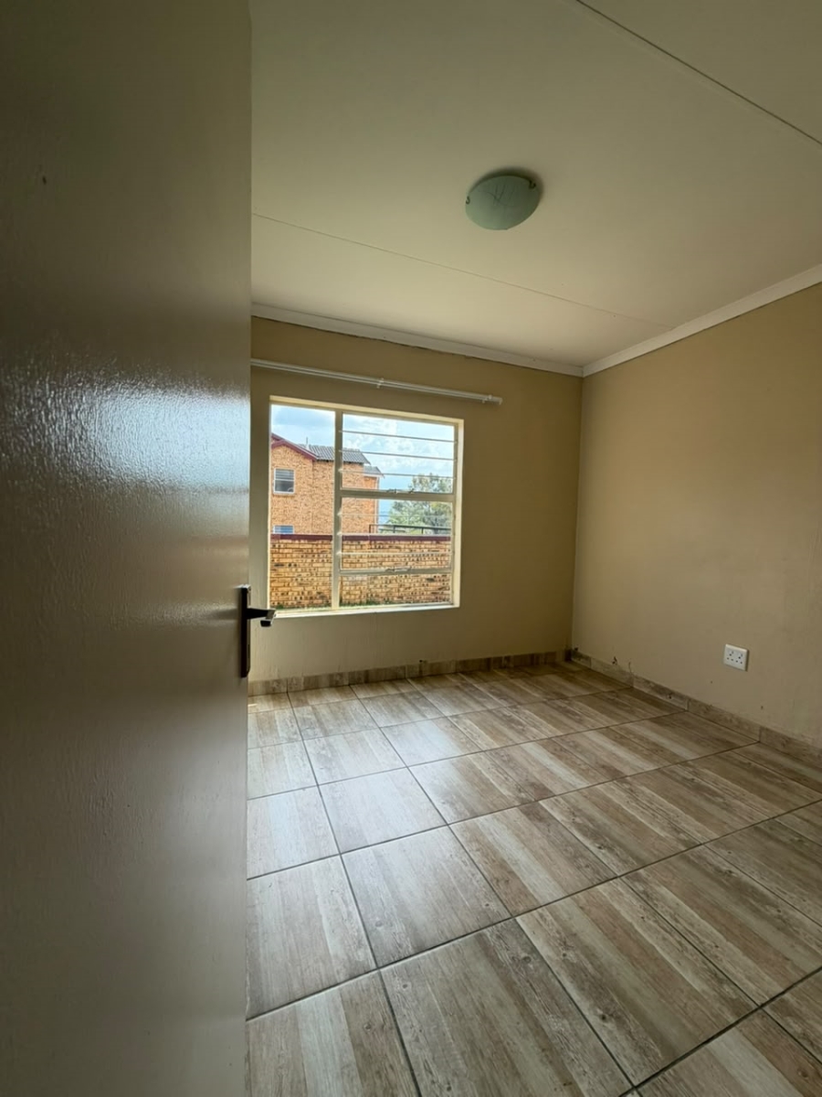 To Let 2 Bedroom Property for Rent in Honeydew Gauteng