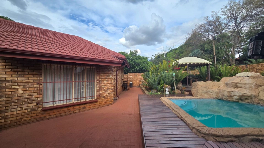 3 Bedroom Property for Sale in Montana Park Gauteng