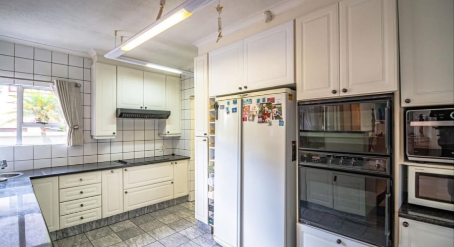 5 Bedroom Property for Sale in Kyalami Gauteng