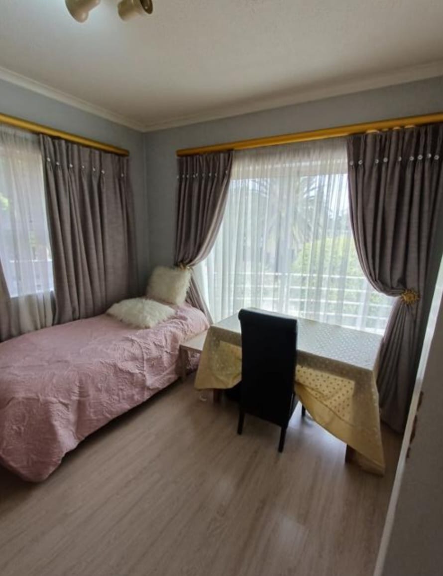 5 Bedroom Property for Sale in Kyalami Gauteng