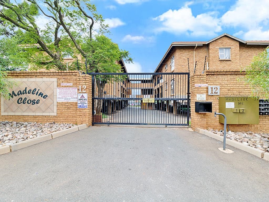 3 Bedroom Property for Sale in Florida Gauteng