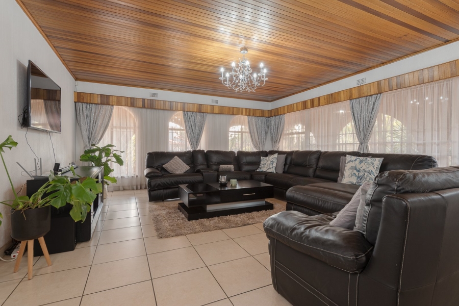 4 Bedroom Property for Sale in Brackenhurst Gauteng