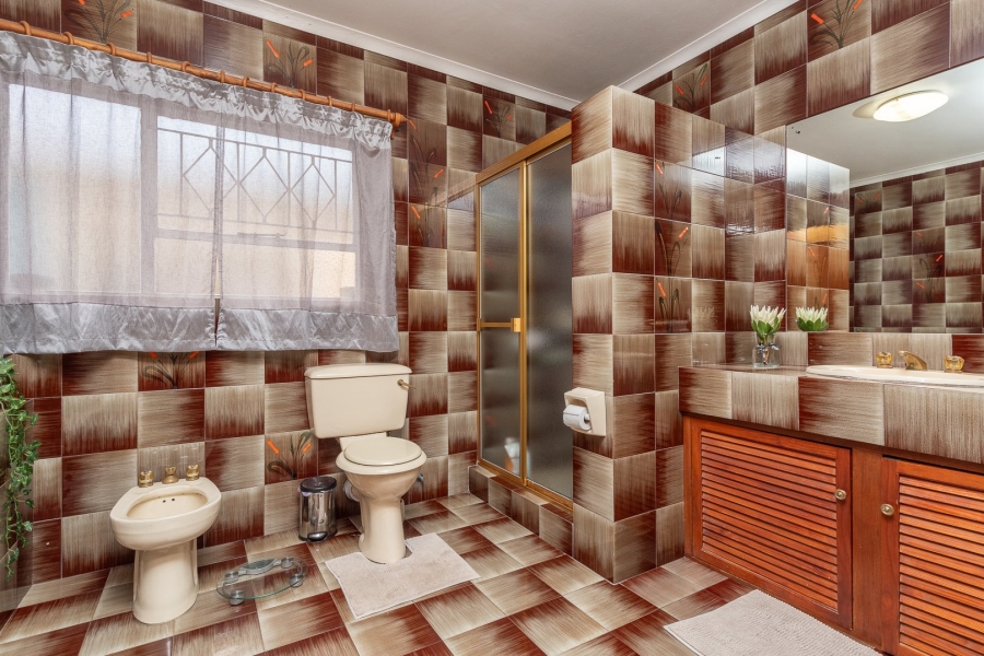 4 Bedroom Property for Sale in Brackenhurst Gauteng