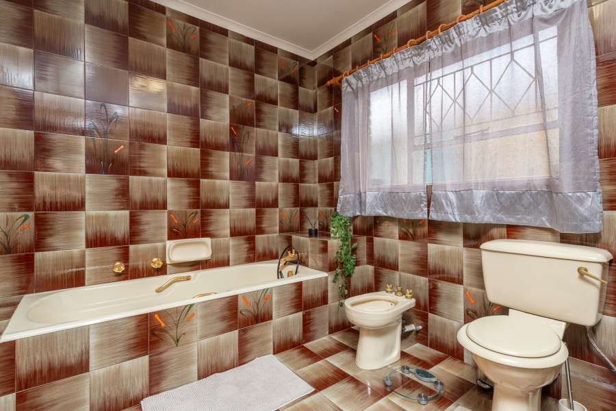 4 Bedroom Property for Sale in Brackenhurst Gauteng