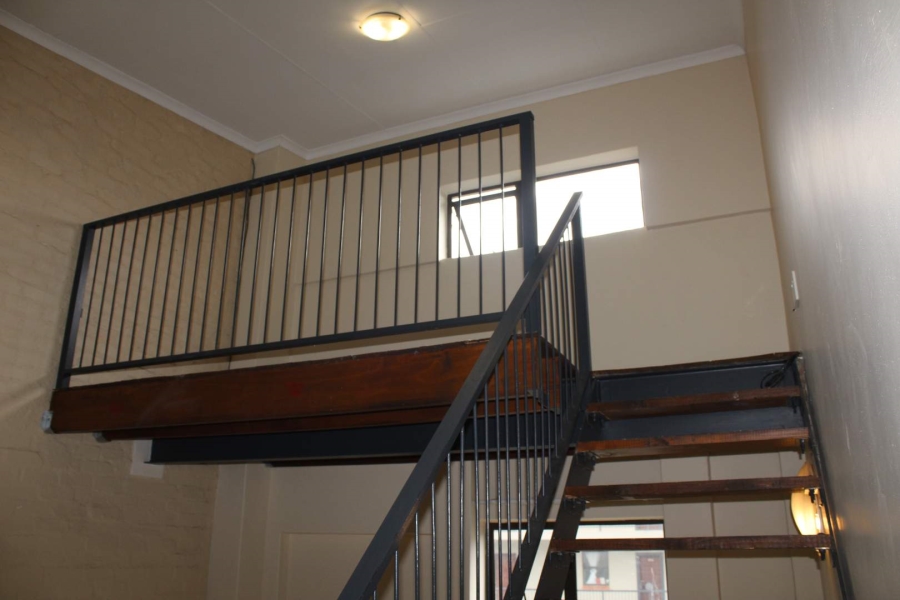 To Let 1 Bedroom Property for Rent in Die Hoewes Gauteng