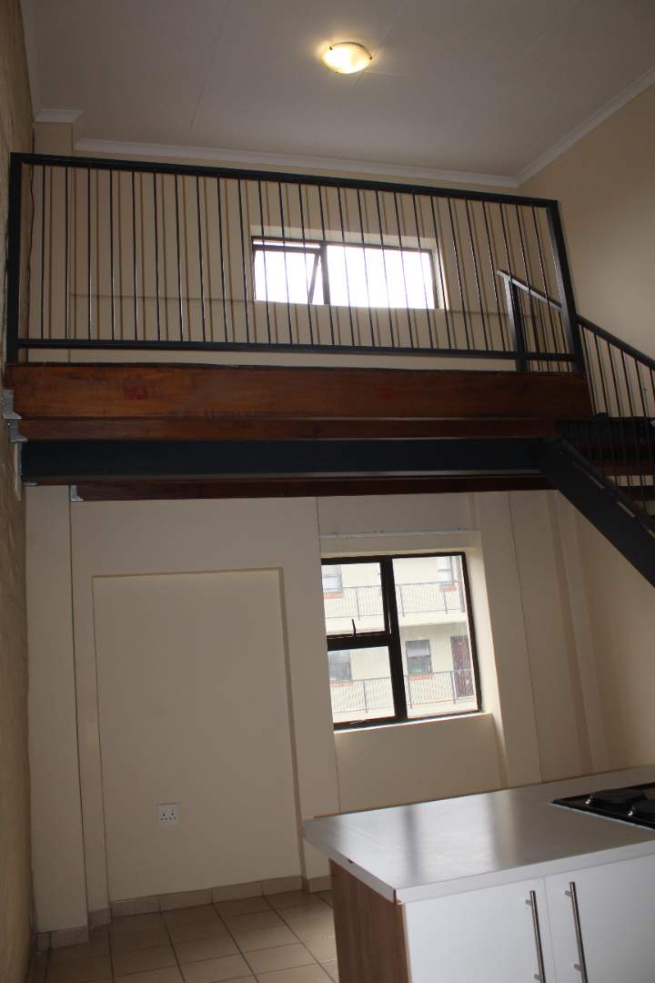 To Let 1 Bedroom Property for Rent in Die Hoewes Gauteng