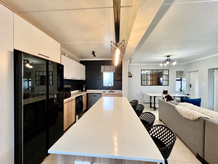 2 Bedroom Property for Sale in Modderfontein Gauteng