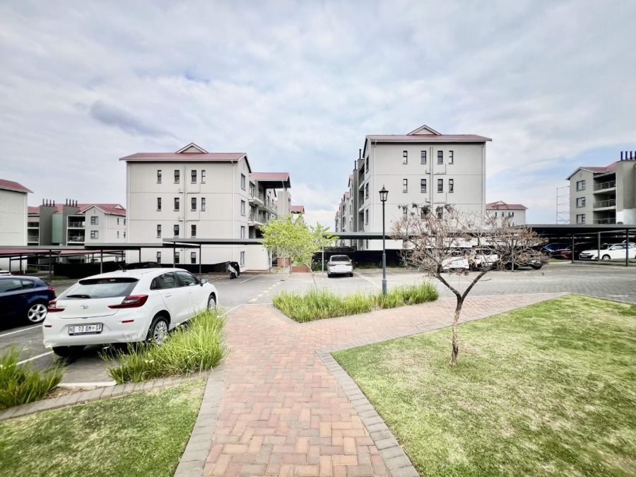 2 Bedroom Property for Sale in Modderfontein Gauteng