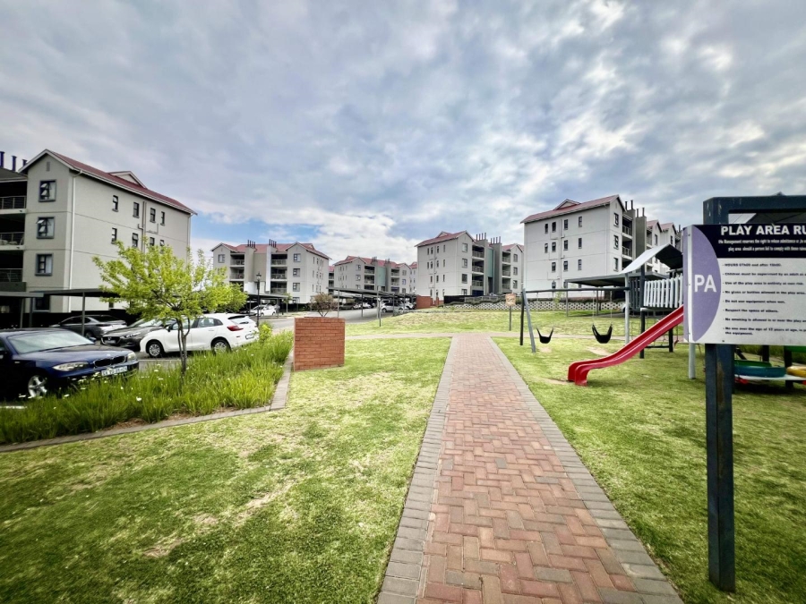 2 Bedroom Property for Sale in Modderfontein Gauteng