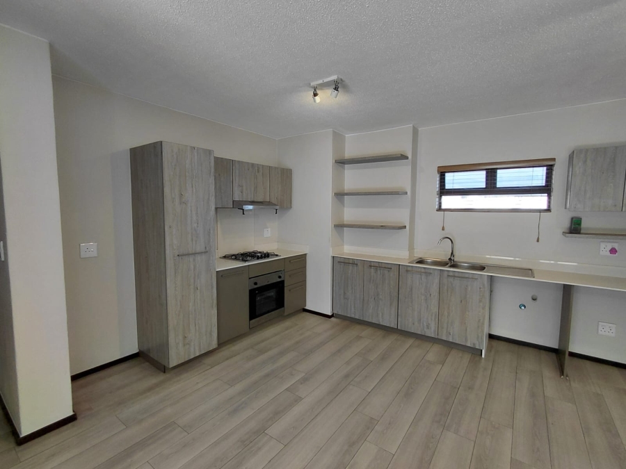 To Let 3 Bedroom Property for Rent in Broadacres Gauteng