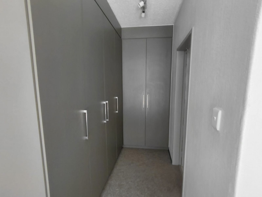 To Let 3 Bedroom Property for Rent in Broadacres Gauteng