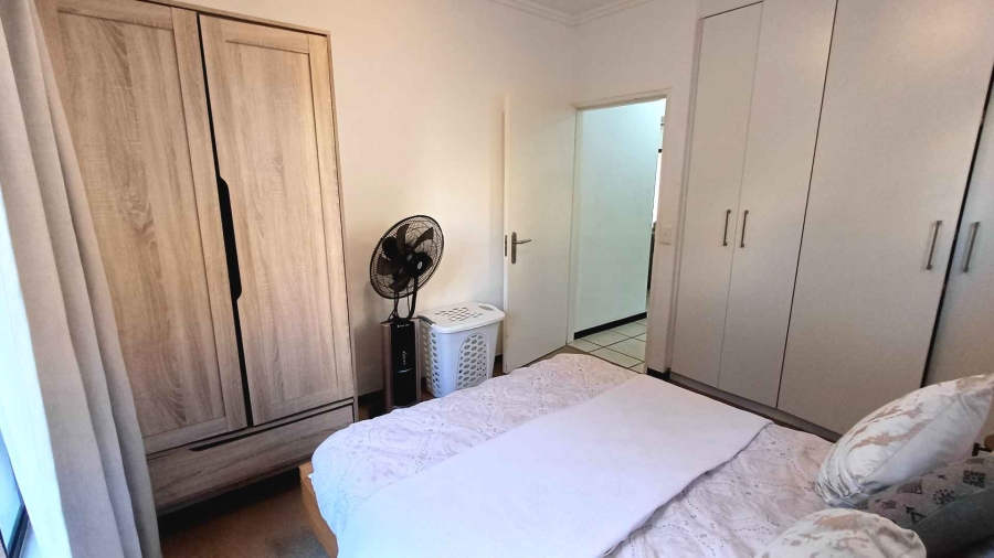 To Let 2 Bedroom Property for Rent in Douglasdale Gauteng
