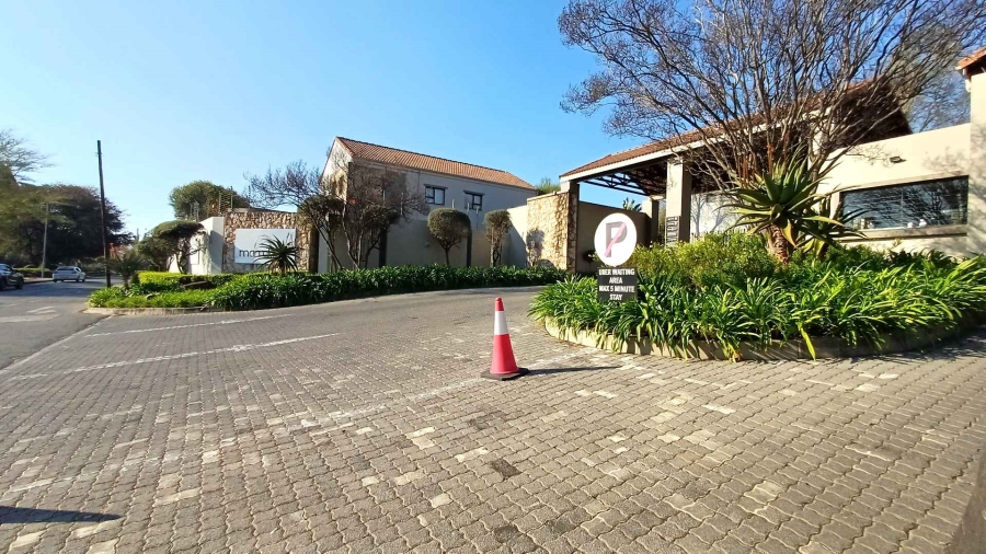 To Let 2 Bedroom Property for Rent in Douglasdale Gauteng