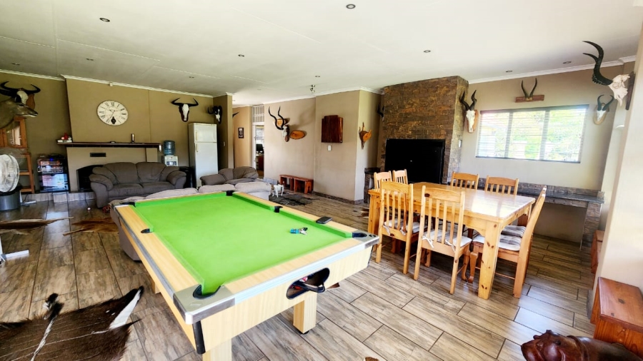 4 Bedroom Property for Sale in Robinpark Gauteng