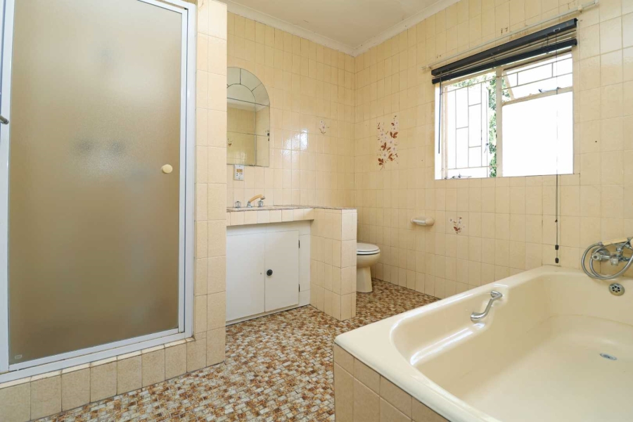 4 Bedroom Property for Sale in Greenhills Gauteng