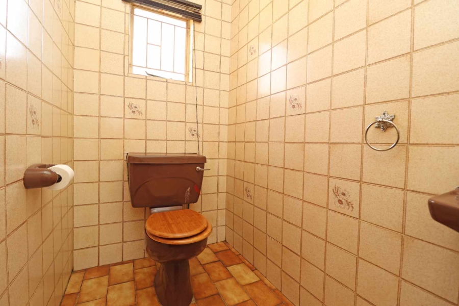 4 Bedroom Property for Sale in Greenhills Gauteng