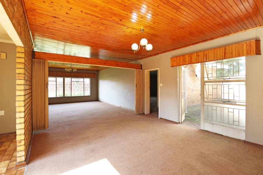 4 Bedroom Property for Sale in Greenhills Gauteng