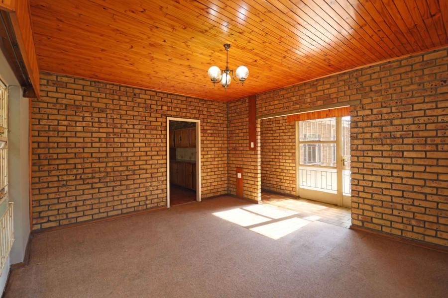 4 Bedroom Property for Sale in Greenhills Gauteng