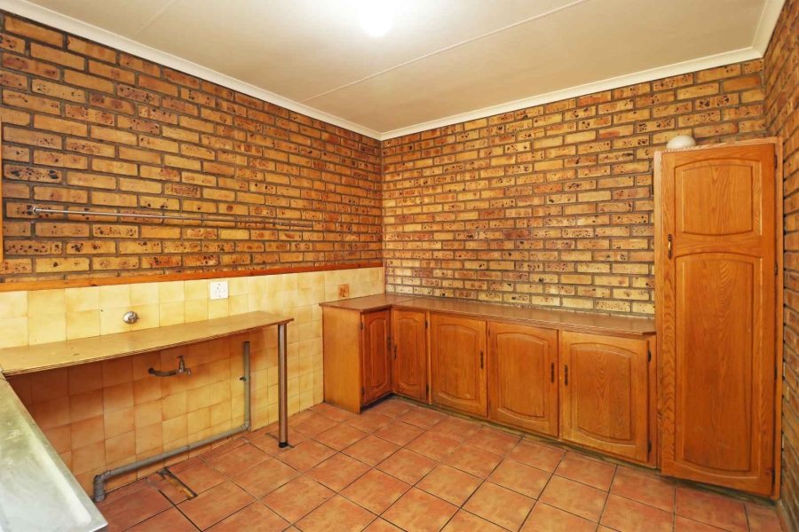 4 Bedroom Property for Sale in Greenhills Gauteng