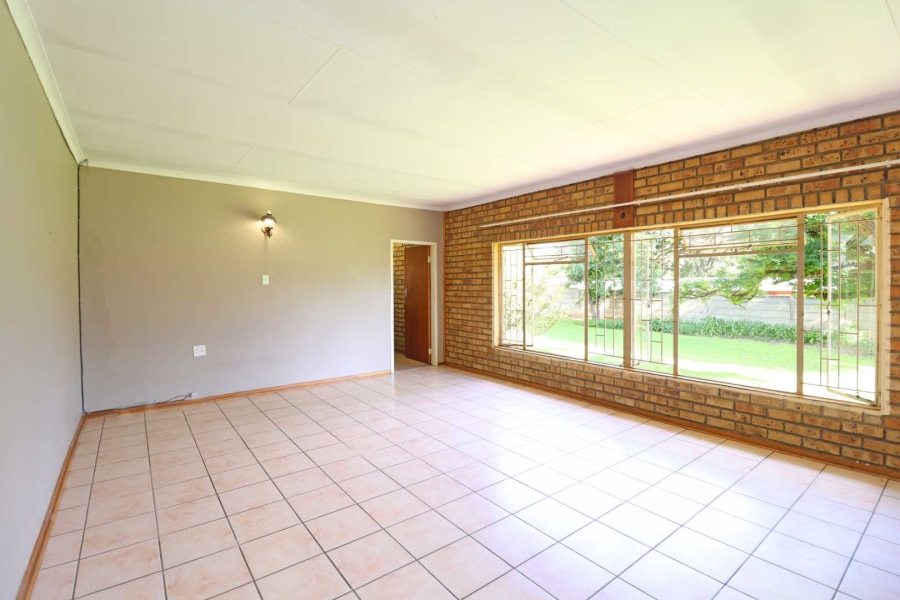 4 Bedroom Property for Sale in Greenhills Gauteng