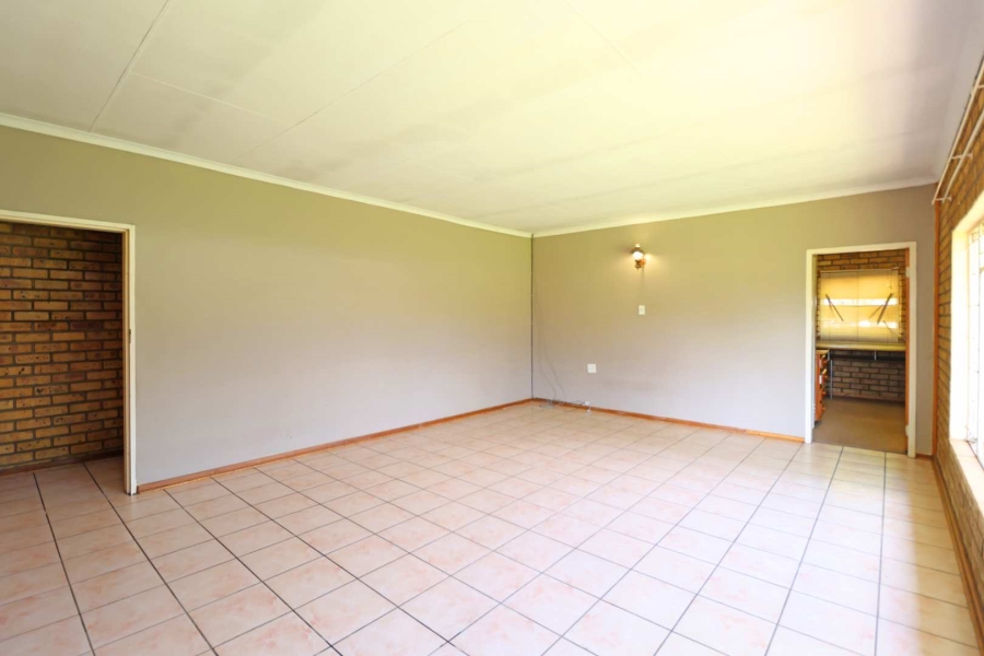 4 Bedroom Property for Sale in Greenhills Gauteng