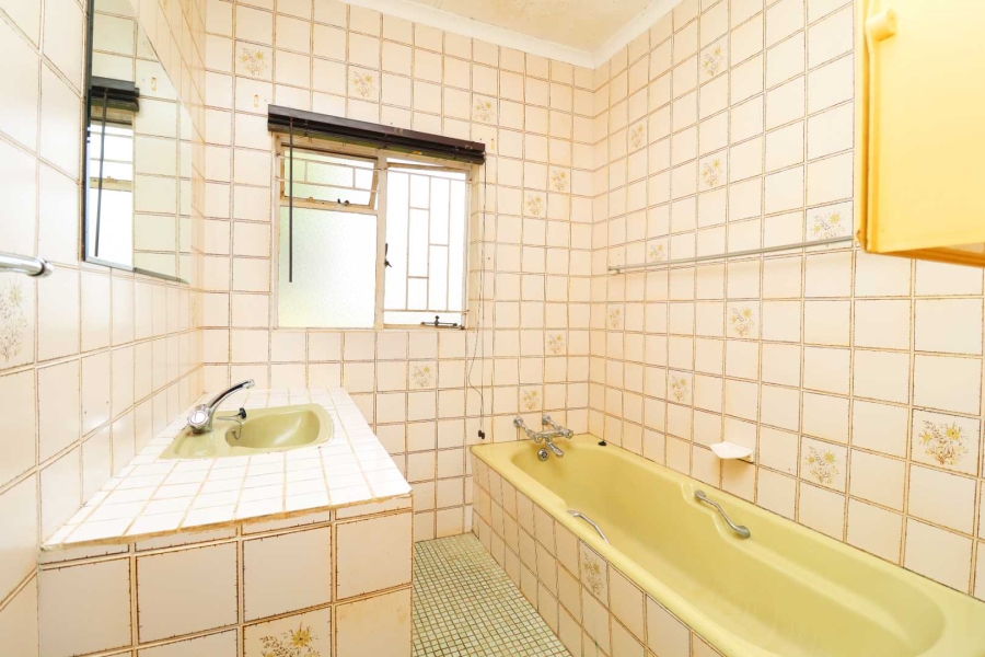 4 Bedroom Property for Sale in Greenhills Gauteng