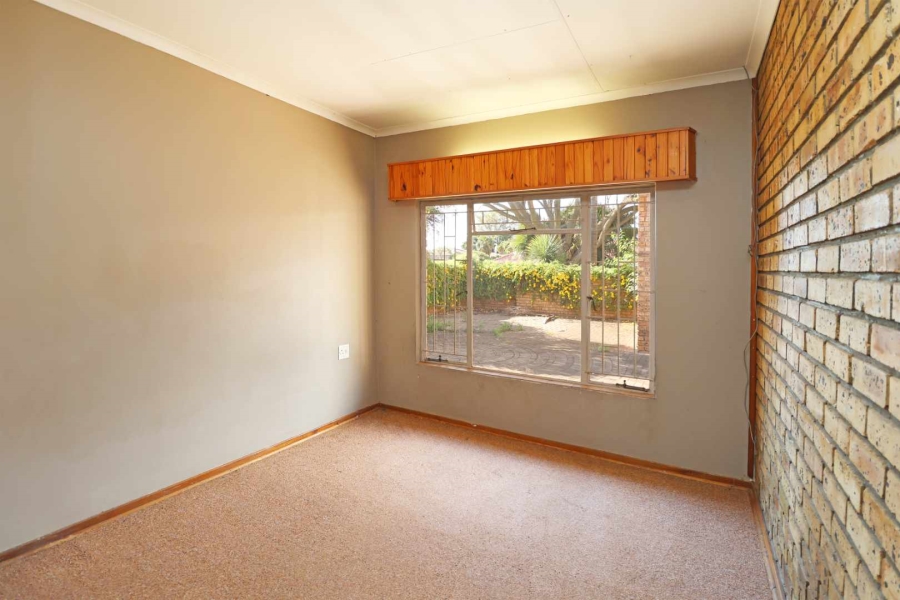 4 Bedroom Property for Sale in Greenhills Gauteng