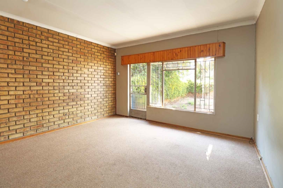4 Bedroom Property for Sale in Greenhills Gauteng