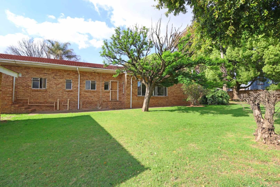 4 Bedroom Property for Sale in Greenhills Gauteng