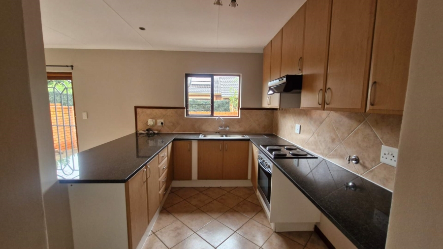 To Let 2 Bedroom Property for Rent in Boardwalk Gauteng