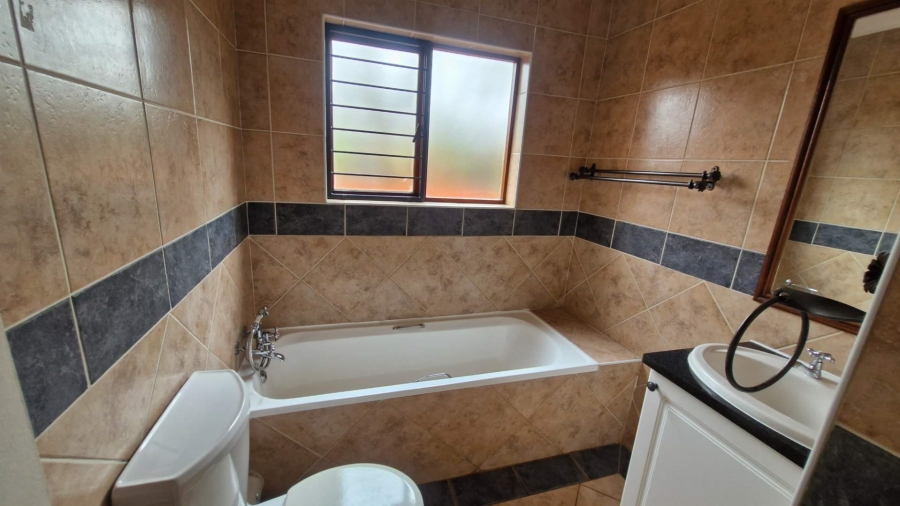 To Let 2 Bedroom Property for Rent in Boardwalk Gauteng