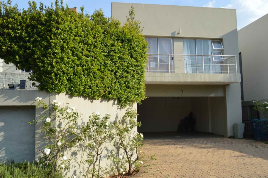 To Let 3 Bedroom Property for Rent in Six Fountains Residential Estate Gauteng