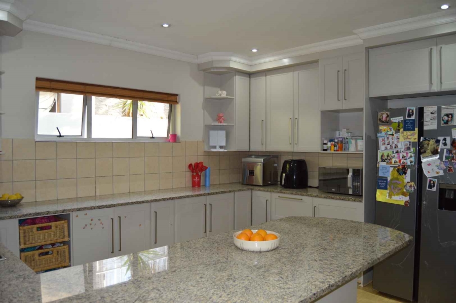 To Let 3 Bedroom Property for Rent in Six Fountains Residential Estate Gauteng
