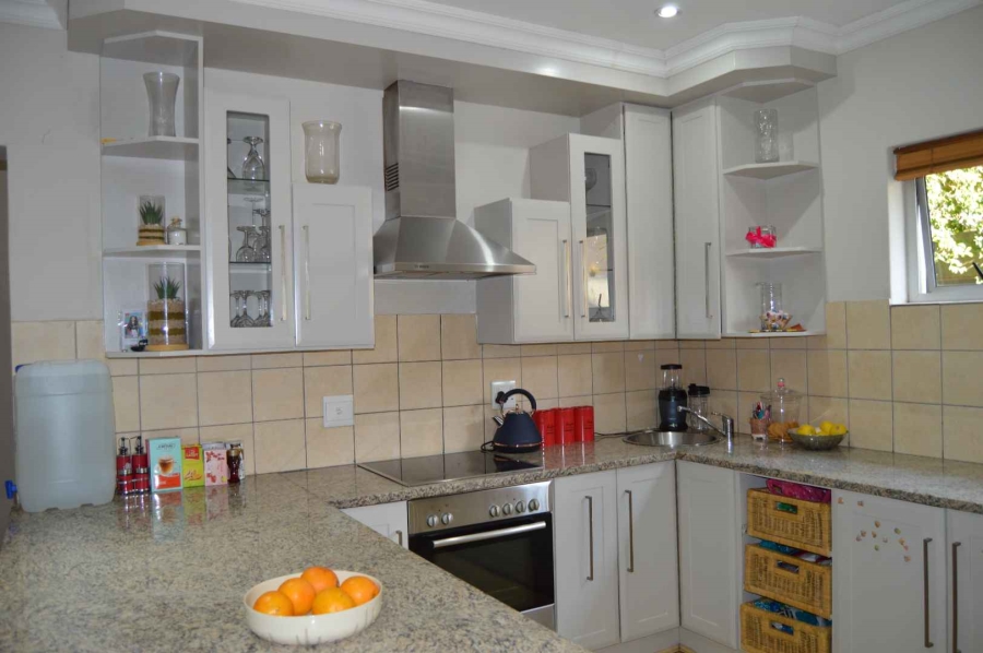 To Let 3 Bedroom Property for Rent in Six Fountains Residential Estate Gauteng