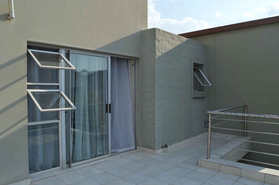 To Let 3 Bedroom Property for Rent in Six Fountains Residential Estate Gauteng