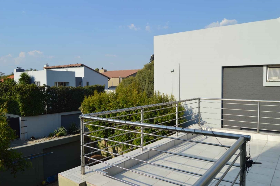 To Let 3 Bedroom Property for Rent in Six Fountains Residential Estate Gauteng