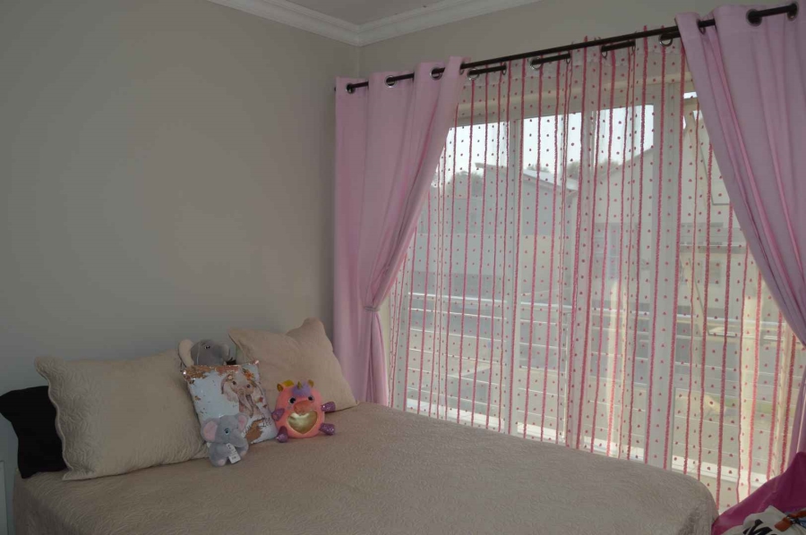To Let 3 Bedroom Property for Rent in Six Fountains Residential Estate Gauteng