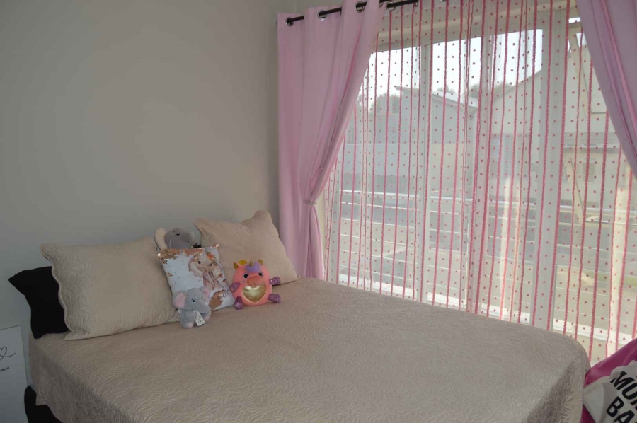 To Let 3 Bedroom Property for Rent in Six Fountains Residential Estate Gauteng