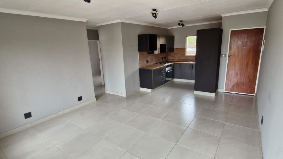 2 Bedroom Property for Sale in Faerie Glen Gauteng