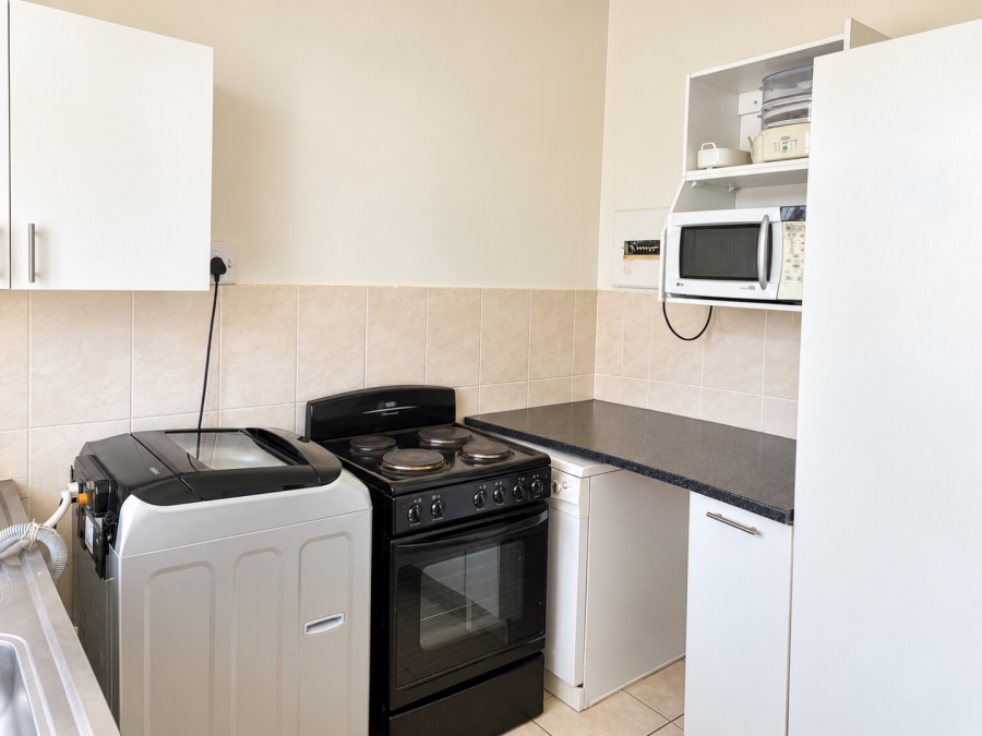 To Let 2 Bedroom Property for Rent in Krugersdorp Gauteng
